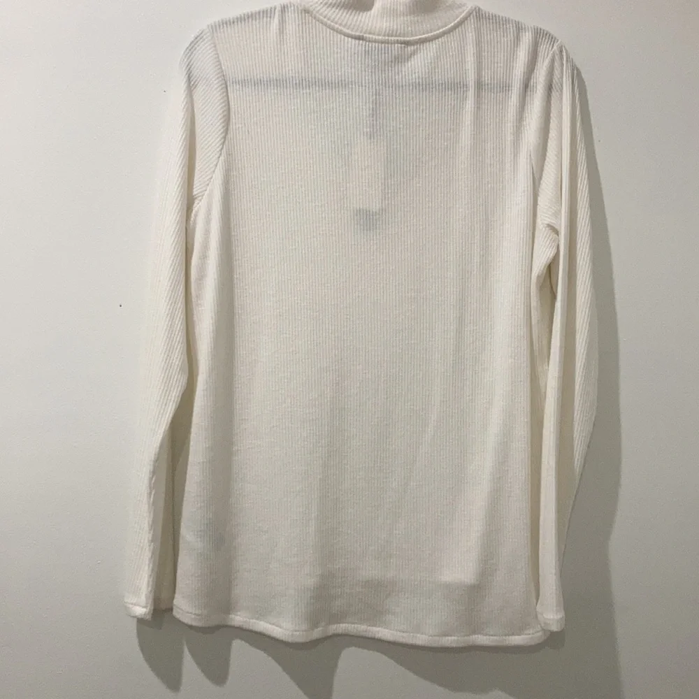 NWT Calvin Klein Jeans ribbed long sleeve tshirt with crew neck cutout - Picture 3 of 4